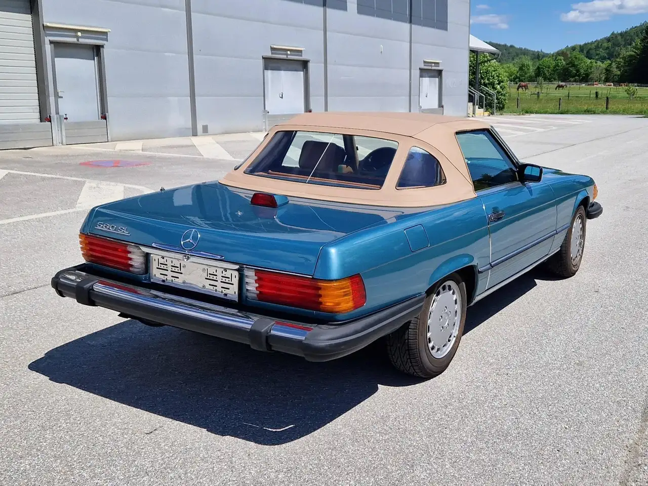 Mercedes-Benz SL 560 R107, foto 6
