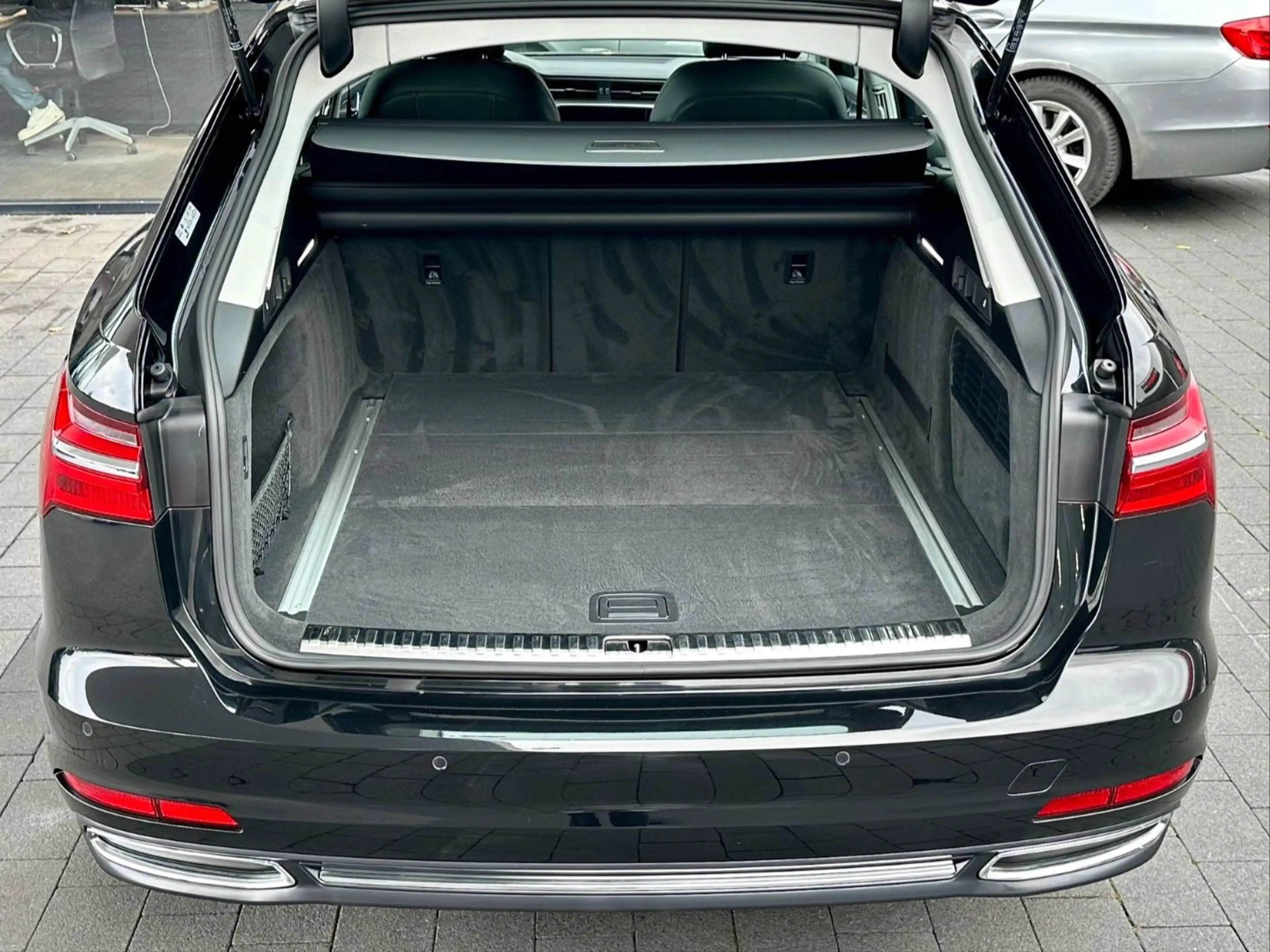 Audi A6 Avant 40 TDI Sport | Kamera | Virtual | Leder — photo 8