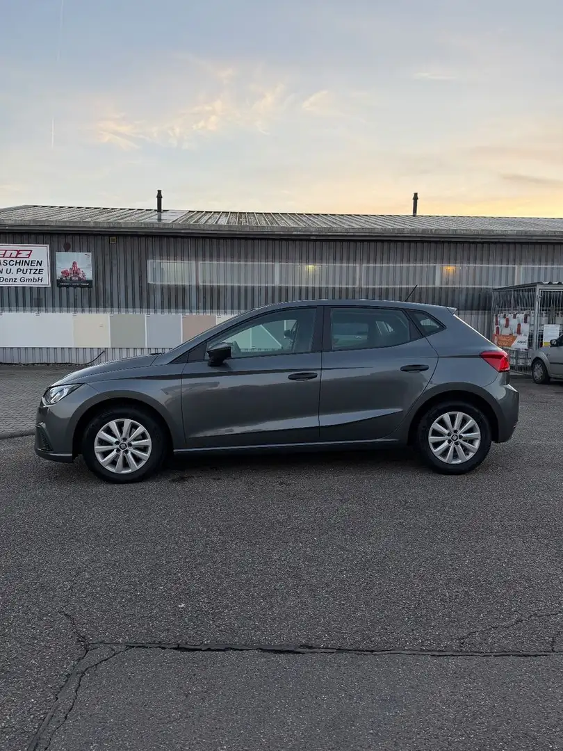 SEAT Ibiza 1.6 TDI Reference Garantie Grau - 2