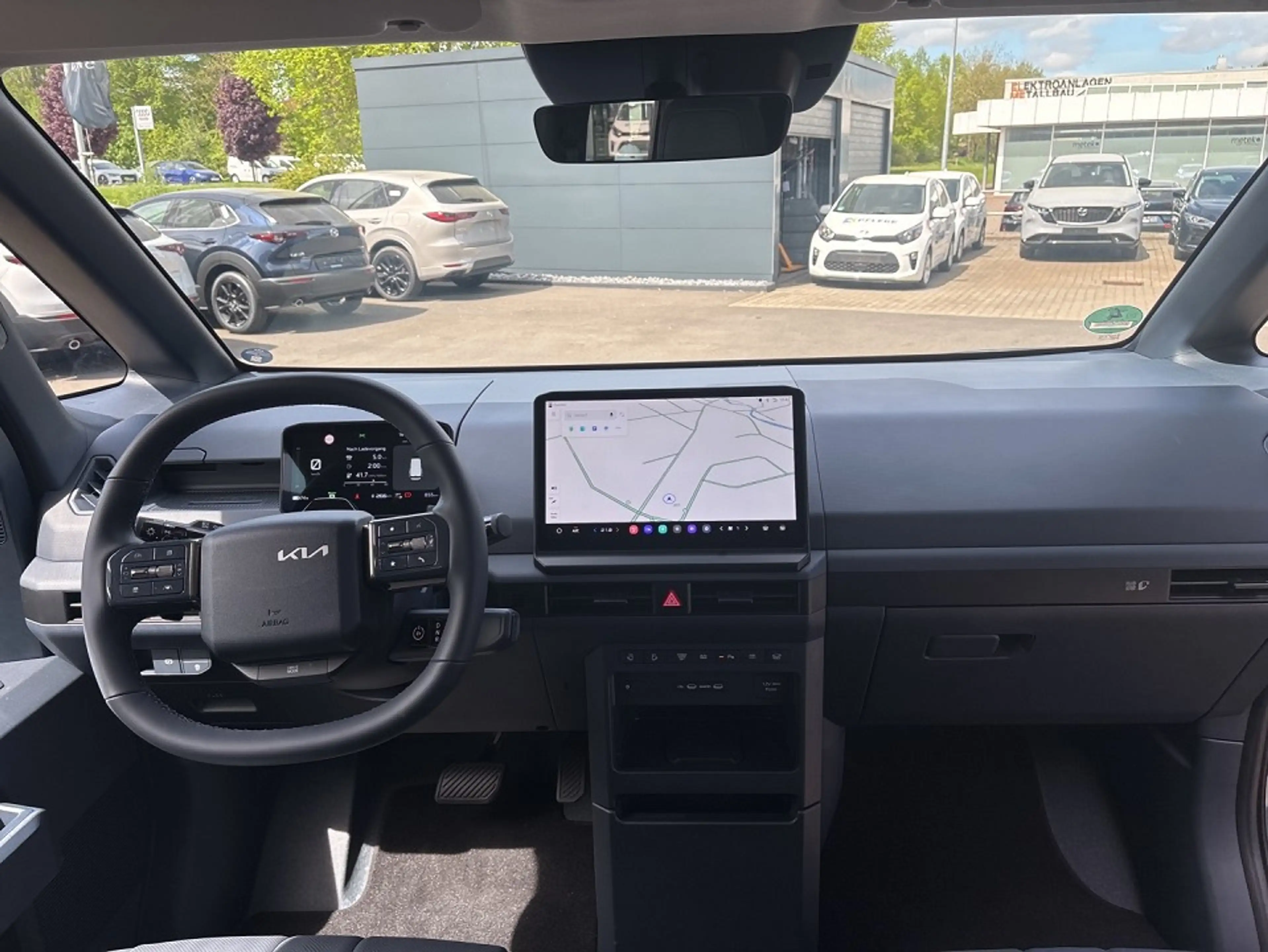Kia PV5 Passenger 71.2 ELITE 2-3-0 WP Smart Power Allwetter — photo 12