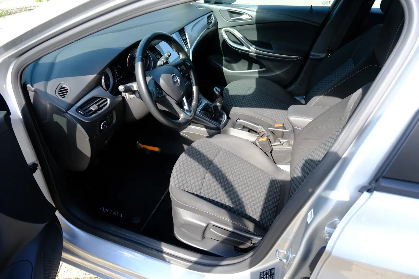 Opel Astra Sports Tourer 1.0 Online Edition Navi|Airco|Apple Szary - 2