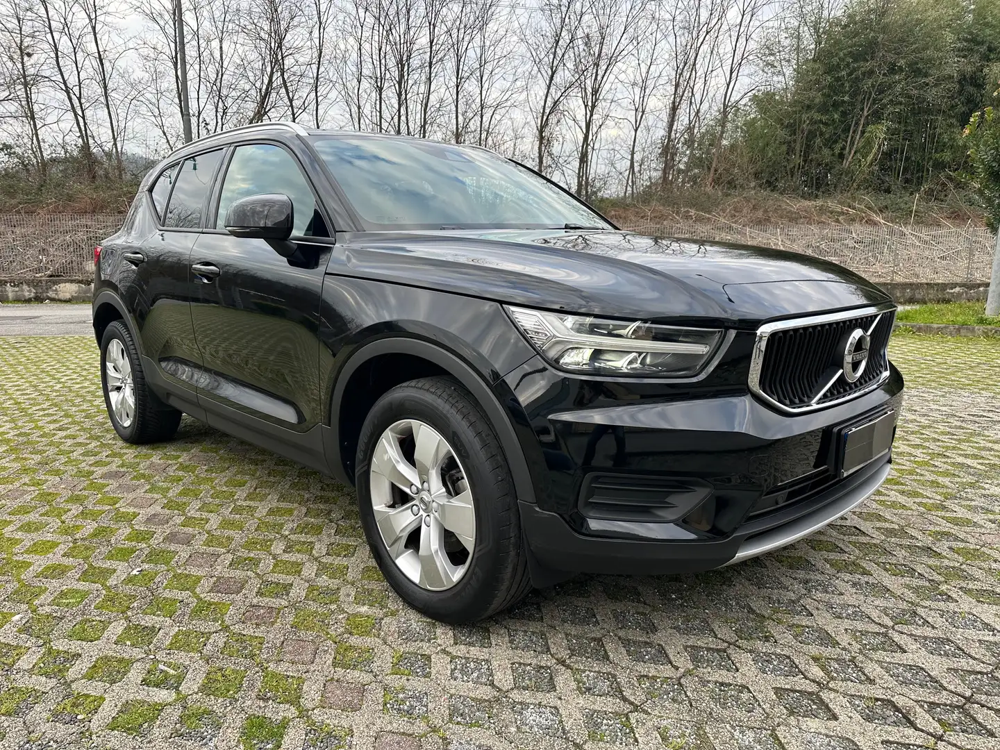 Volvo XC40 XC40 1.5 t2 Momentum Pro auto my21 Nero - 1