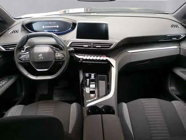 Peugeot 5008 view 11