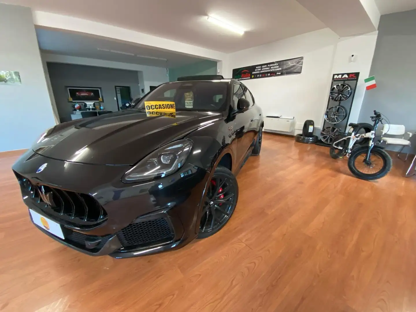 Maserati Grecale Grecale 3.0 V6 Trofeo 530cv auto Noir - 1