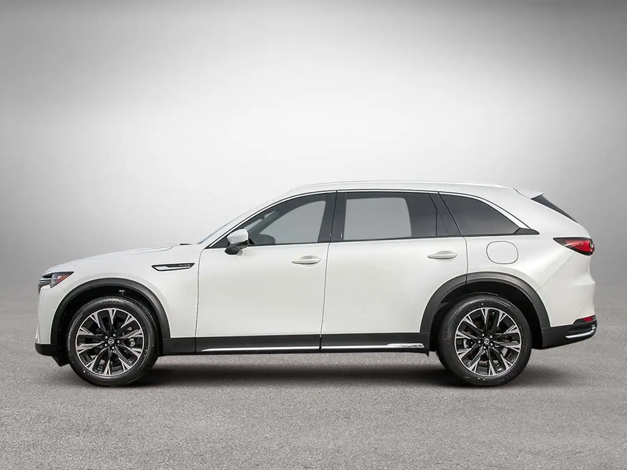 Mazda CX-90 PHEV снимка Mazda CX-90 PHEV