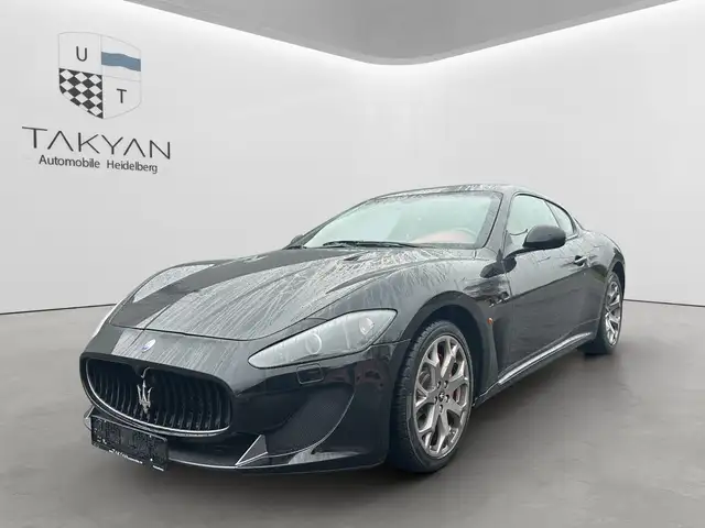 Maserati GranTurismo 4.7 V8 MC Stradale / CARBON / BOSE
