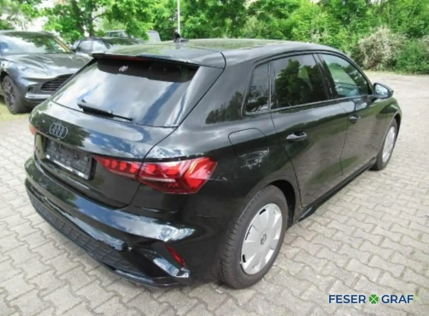 Audi A3 35TFSI S line LED/SHZ/Navi+/VC+/ACC/Kamera Schwarz - 2