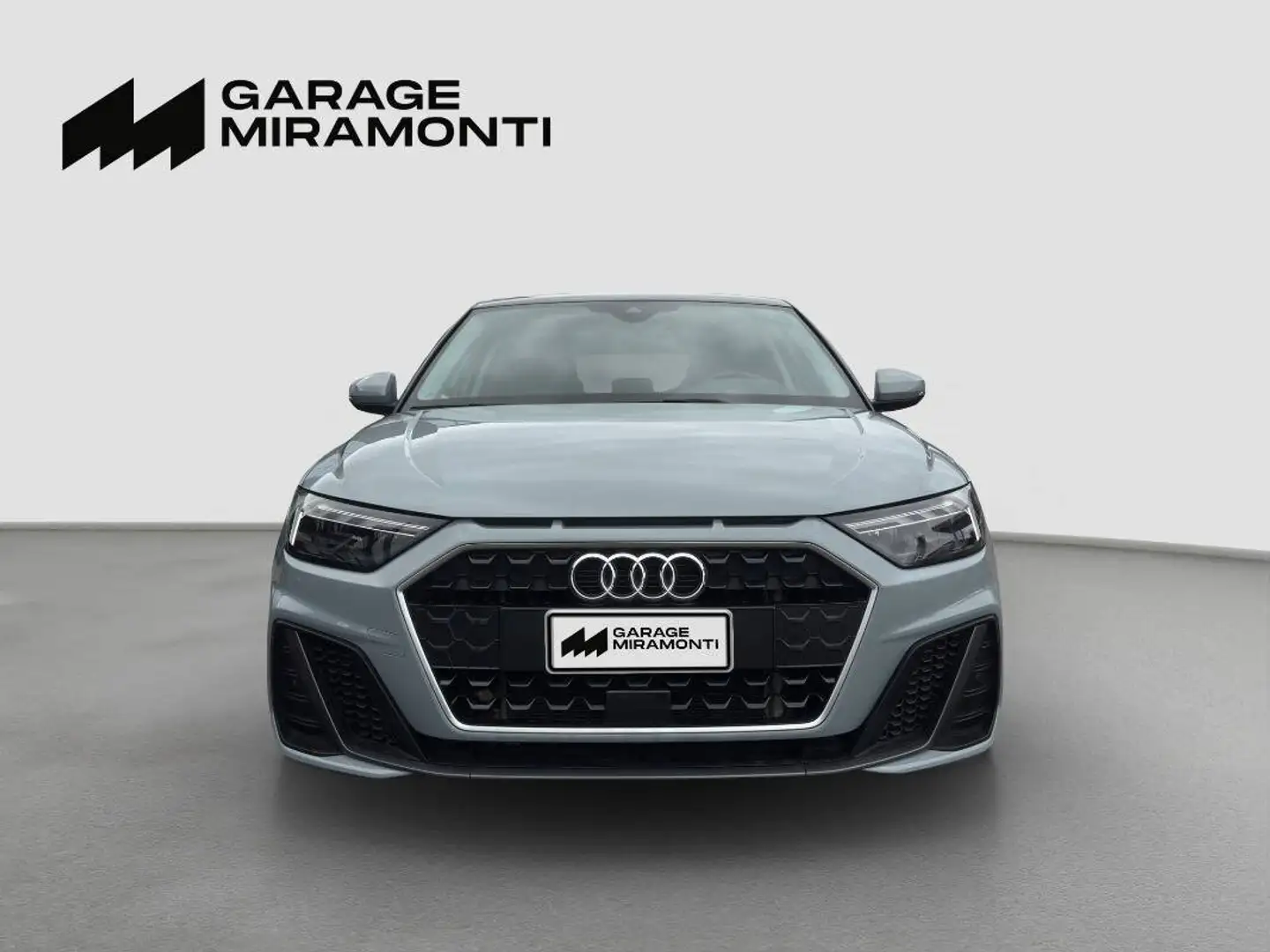Audi A1 35 1.5 tfsi S line edition s-tronic Gris - 2