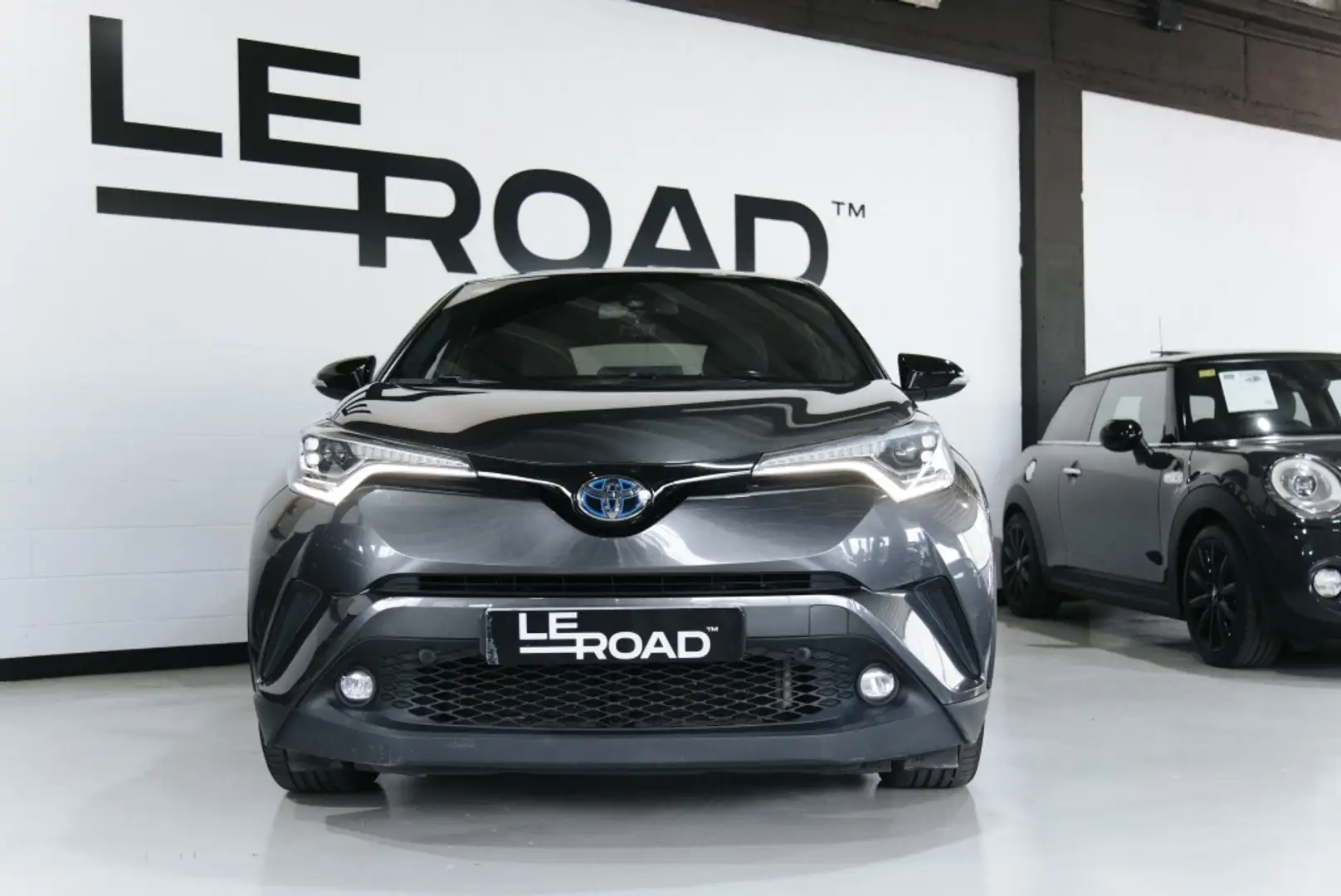 Toyota C-HR 125H Advance Gris - 2