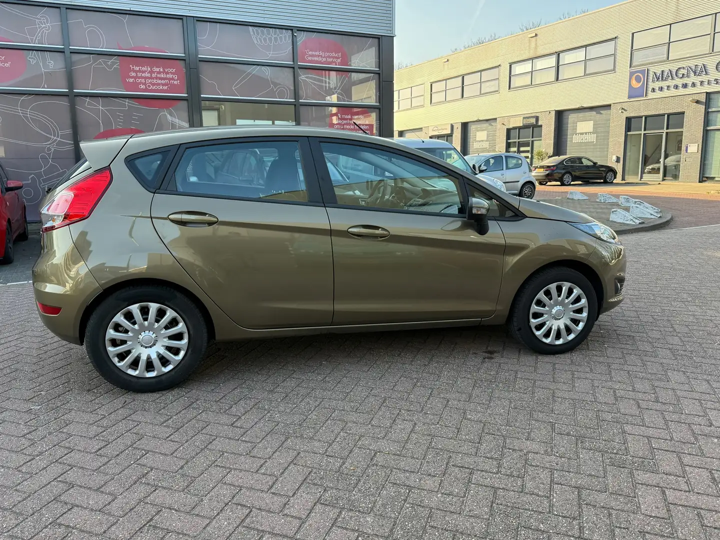 Ford Fiesta 1.0 Style stoelverwarming Airco volledig onderhoud Braun - 2