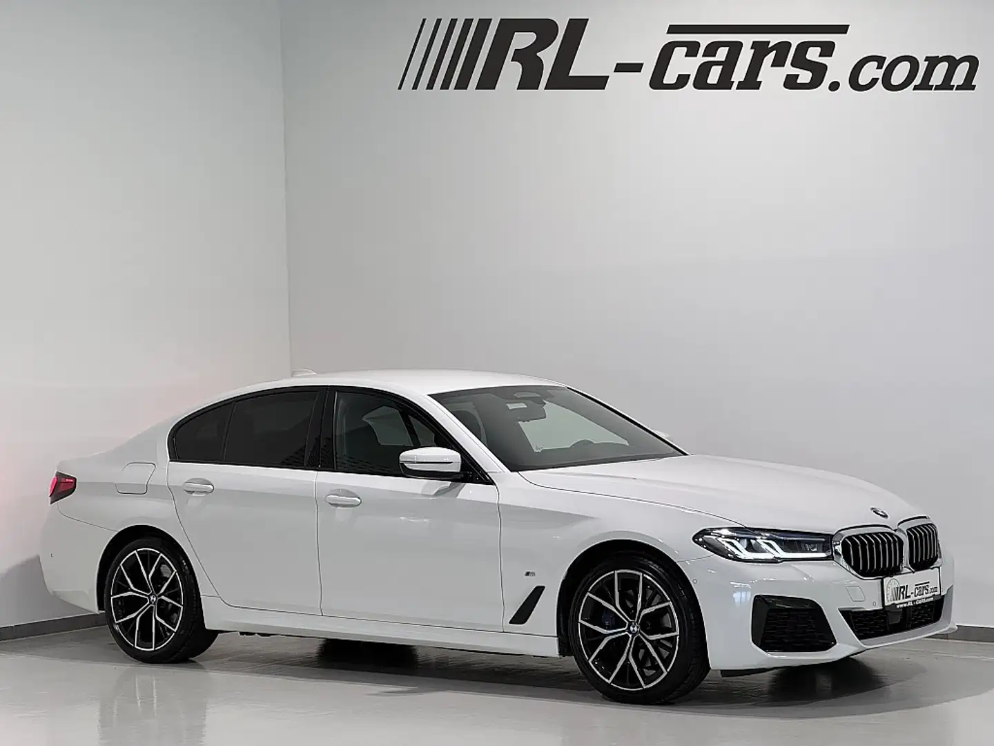 BMW 530 e G30 LCI Aut/M-Sport/CockpitPRO/HEAD-UP/H&K/La... Weiß - 1
