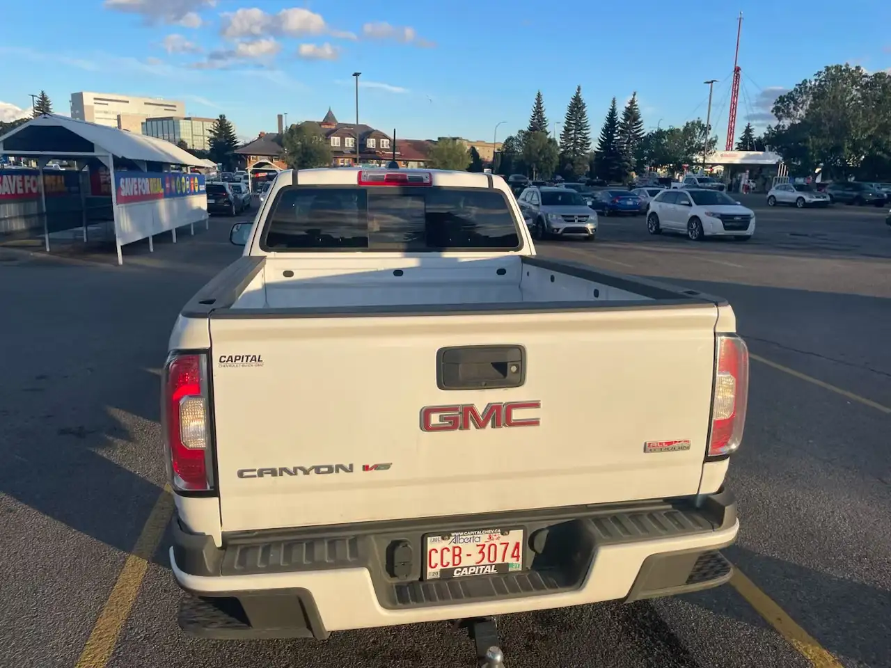 GMC Canyon снимка GMC Canyon