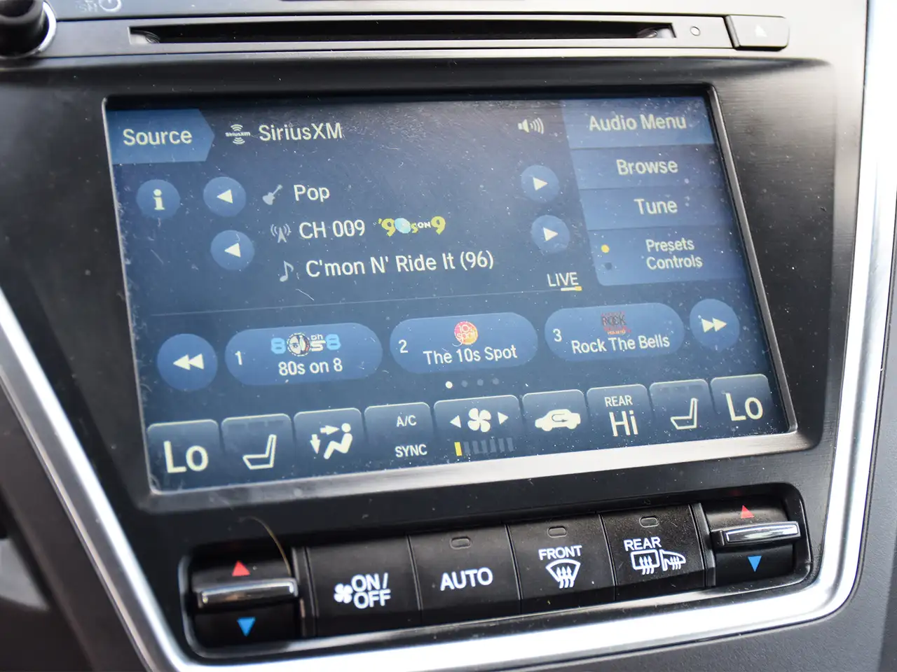 Acura MDX снимка Acura MDX