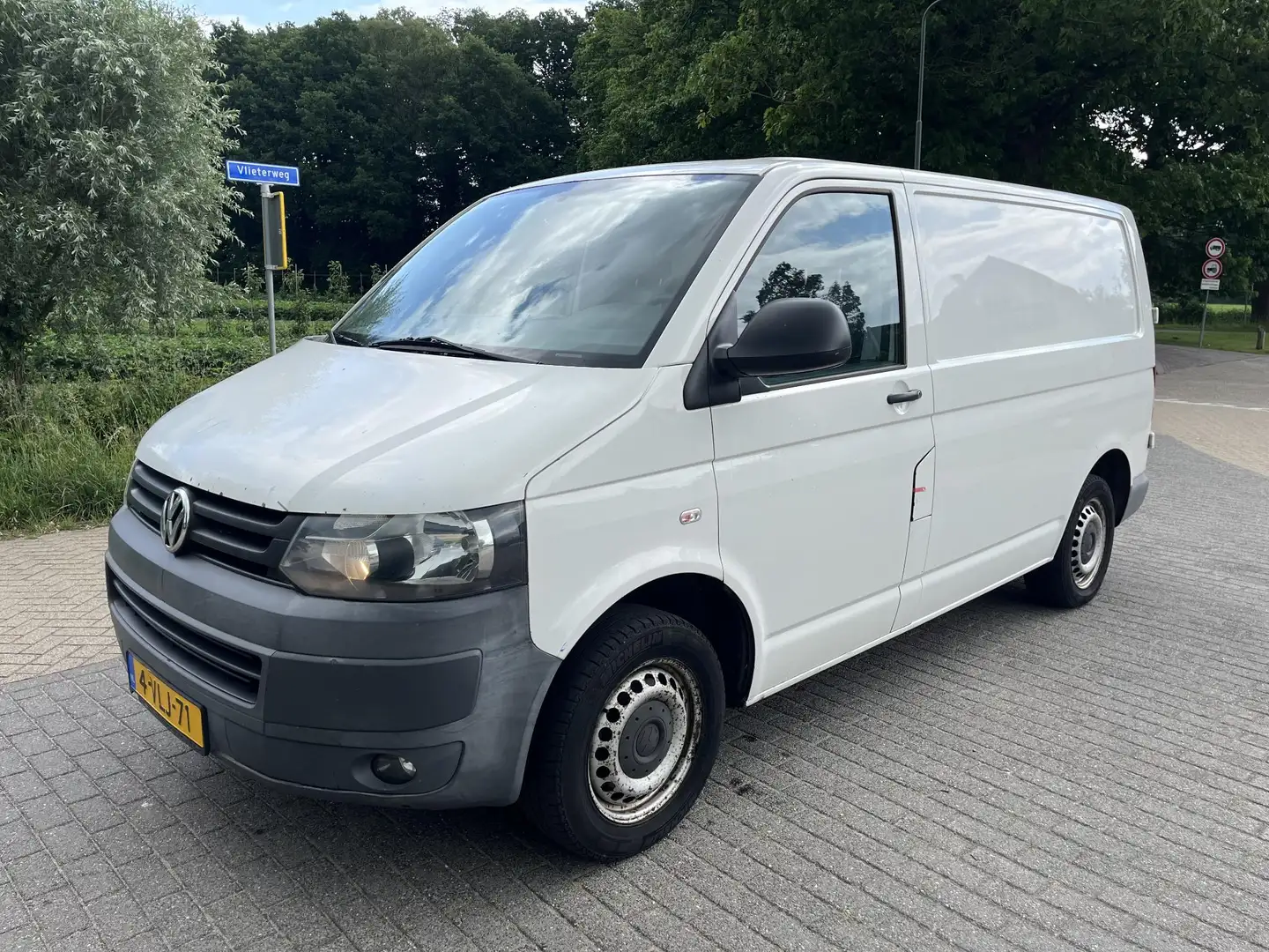 Volkswagen T5 Transporter 2.0 TDI L1H1 T800 “Airco” Blanc - 1