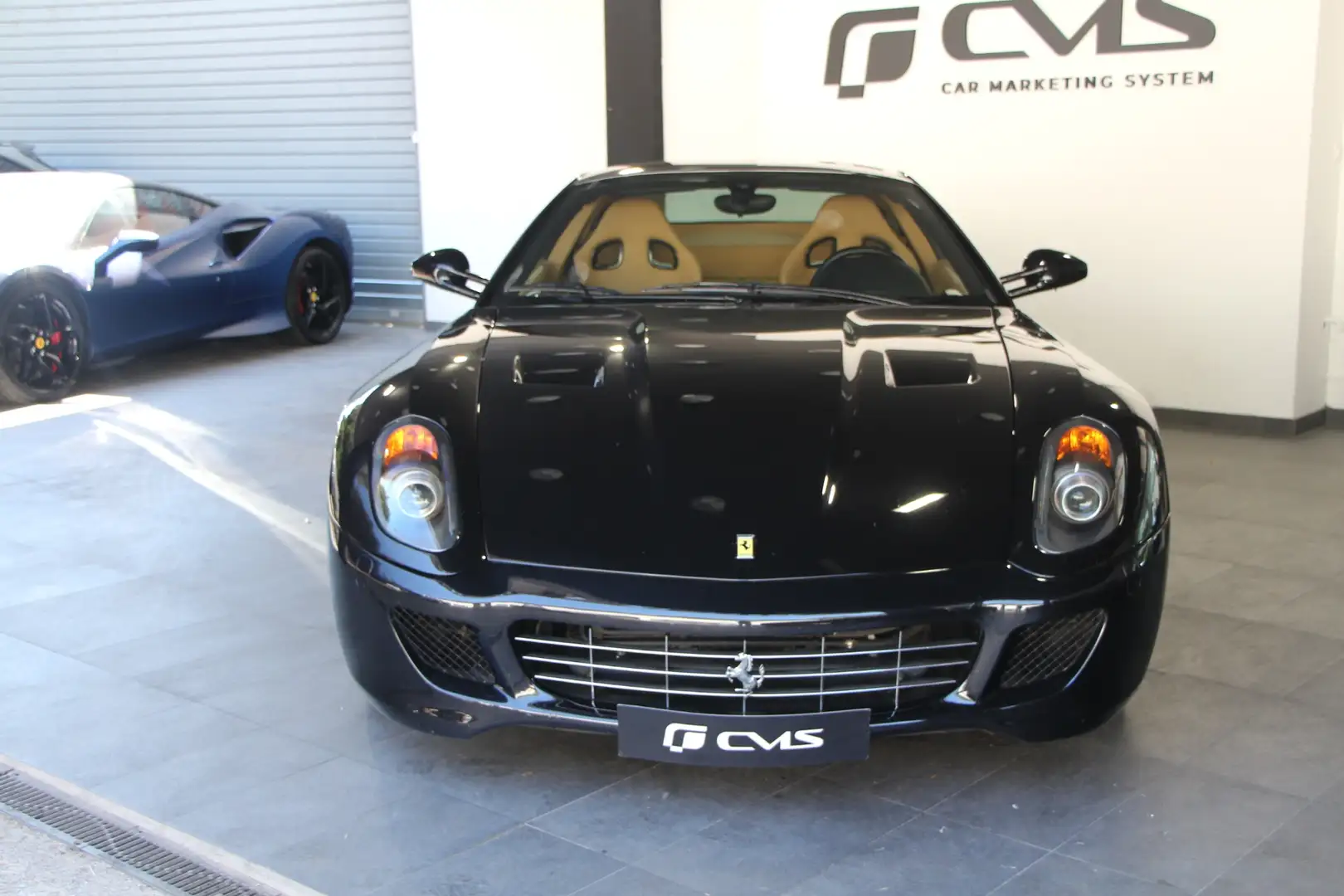 Ferrari 599 GTB Fiorano F1 Schwarz - 2