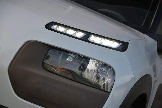 Citroen C4 Cactus view 20