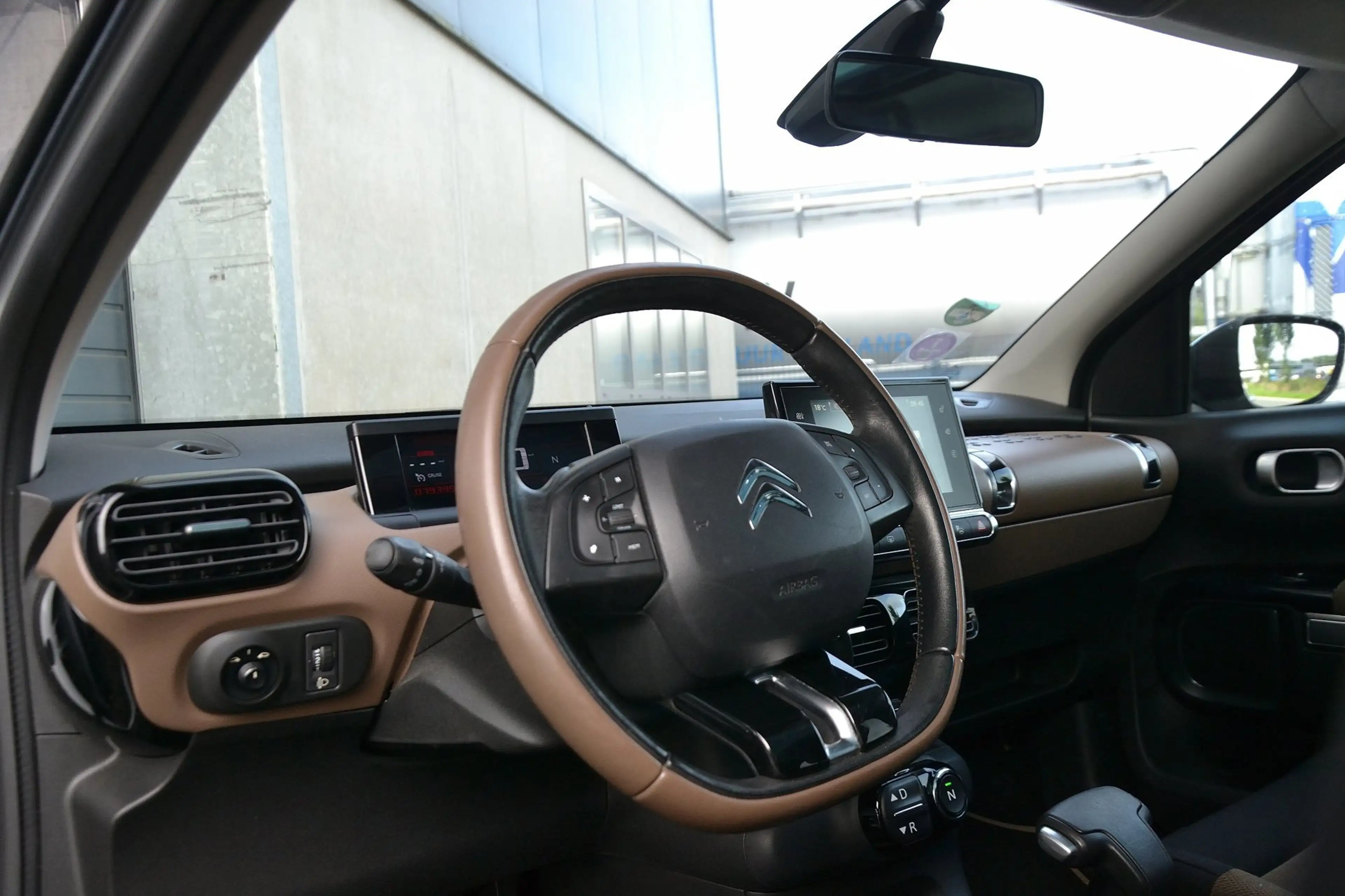 Citroen C4 Cactus 1.2 e-VTi Shine Automaat | Panoramadak | Trekhaak — photo 5