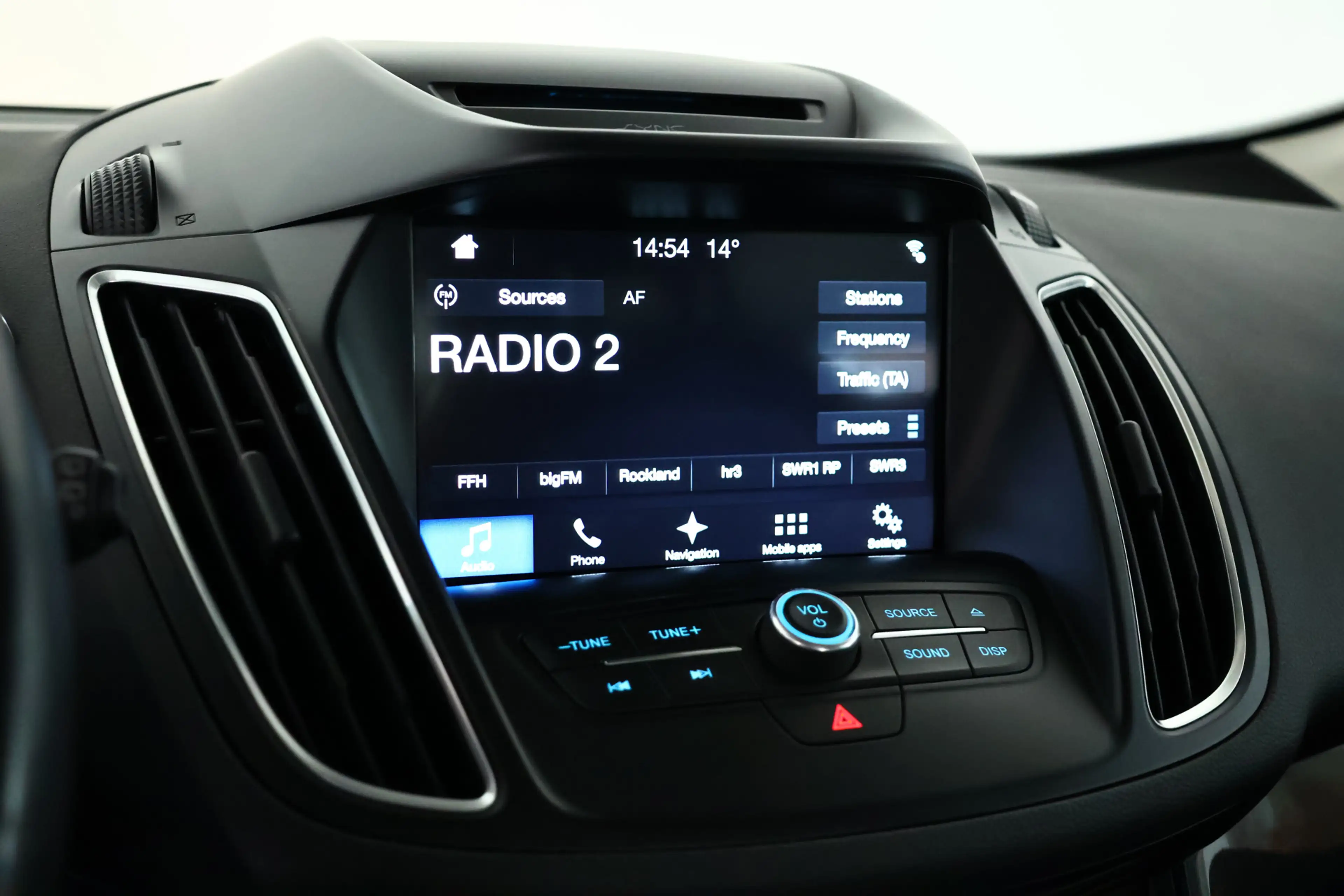 Ford C-Max 1.0 Titanium / Panorama / Navi / CarPlay / Cam — photo 18