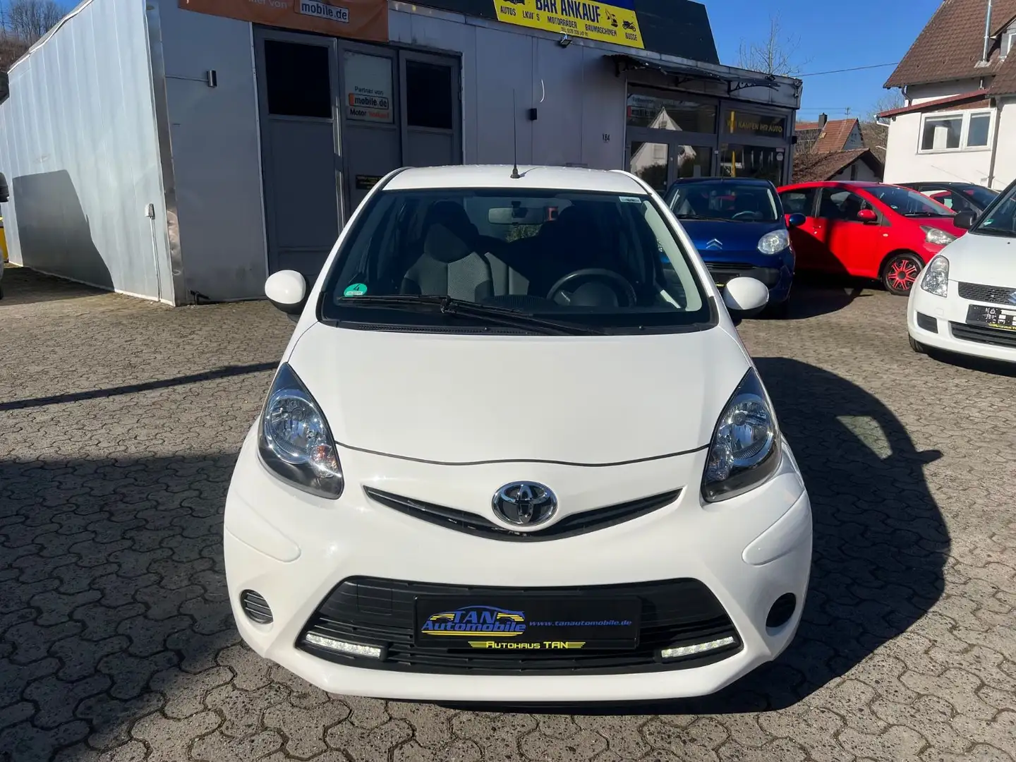 Toyota Aygo AYGO Cool * 1.HAND * Weiß - 2