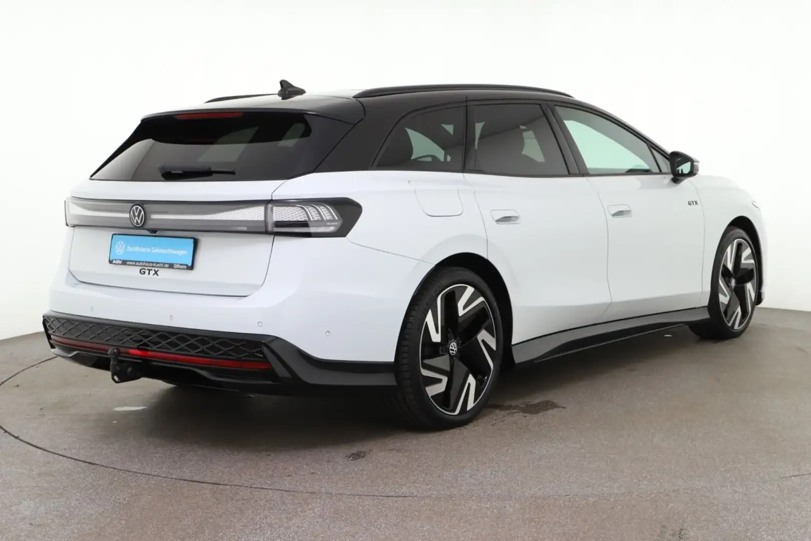 Volkswagen ID.7 Tourer 4M GTX Matrix/Pano/HuD/AHK/Easy Open Weiß - 2