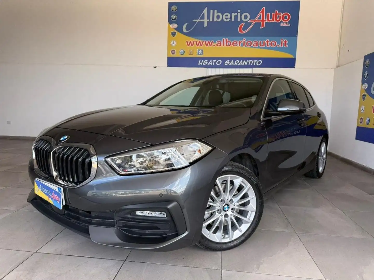 BMW 116 d 5p. Business Advantage Grigio - 1