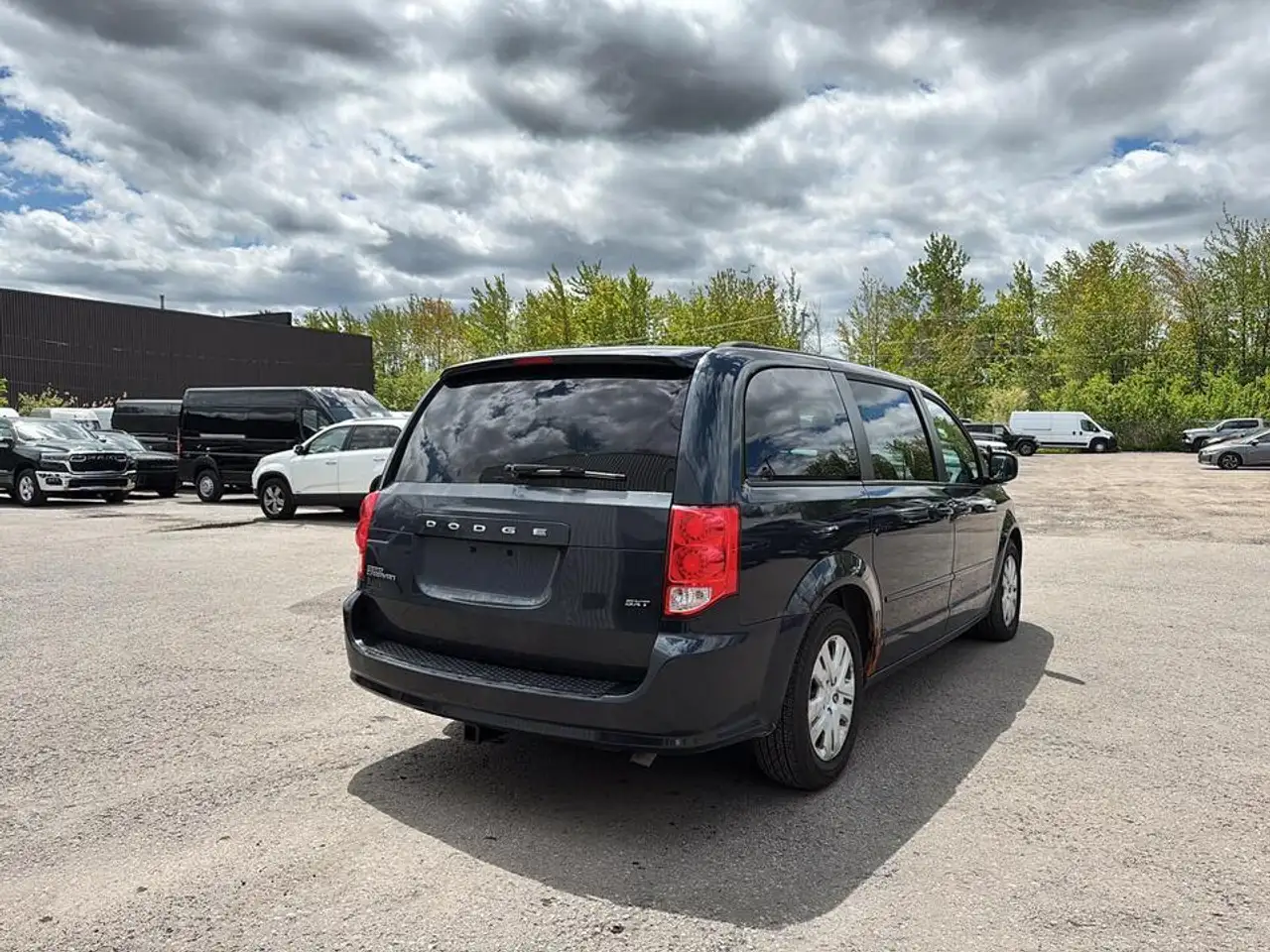Dodge Grand Caravan снимка Dodge Grand Caravan