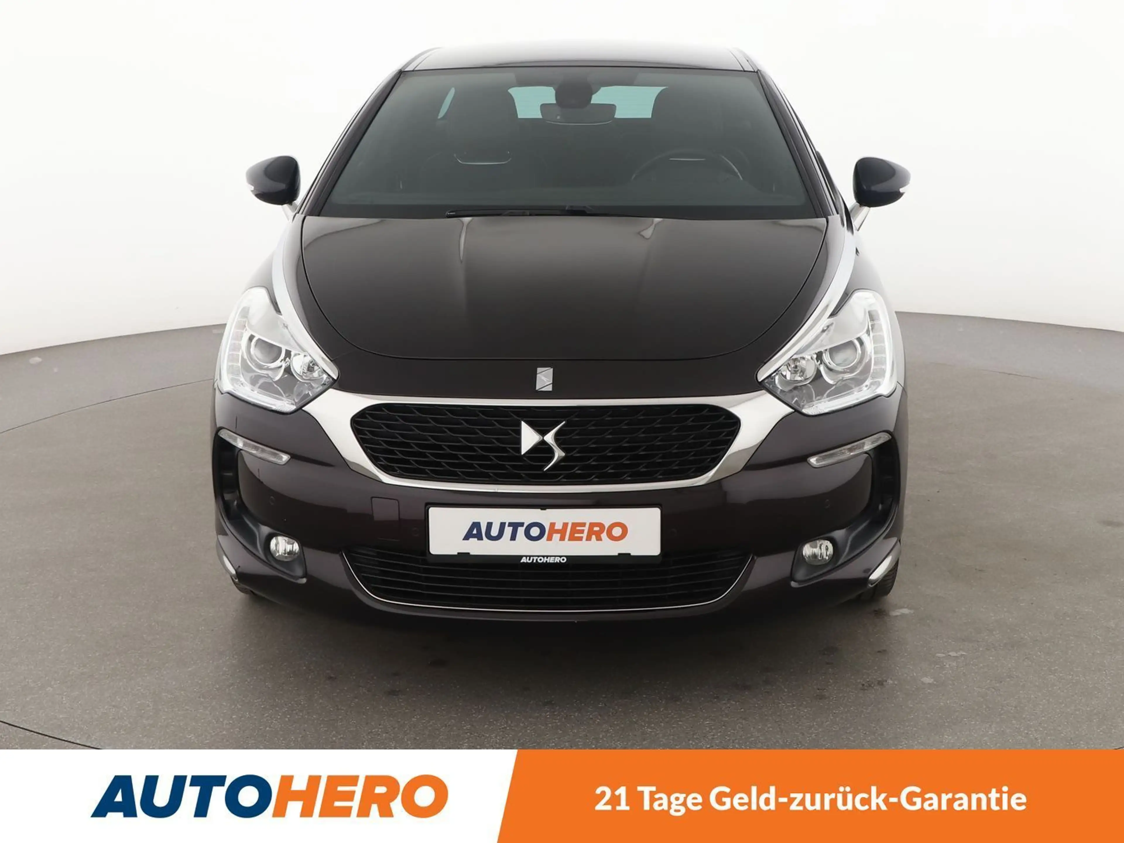 Citroen DS5 2.0 Blue-HDi Aut.*NAVI*PDC*SHZ*ALU*TEMPO* — photo 9