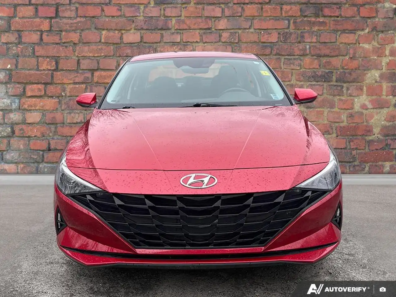 Hyundai ELANTRA снимка Hyundai ELANTRA