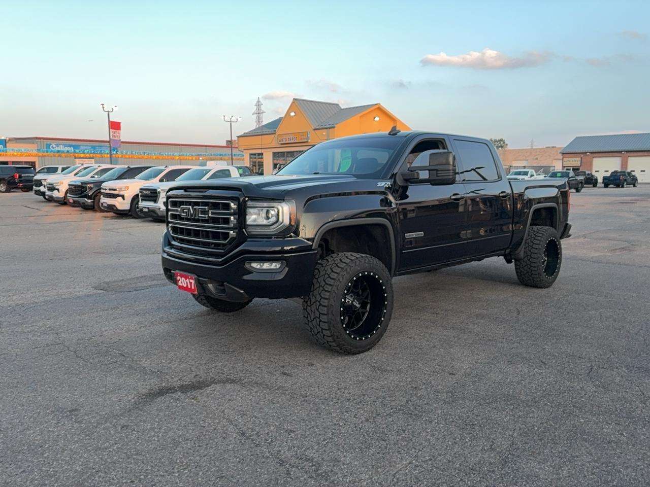 2017 GMC Sierra 1500 SLE Elevation 4WD Z71 Crew Cab 5.3L8cyl 5'9Box