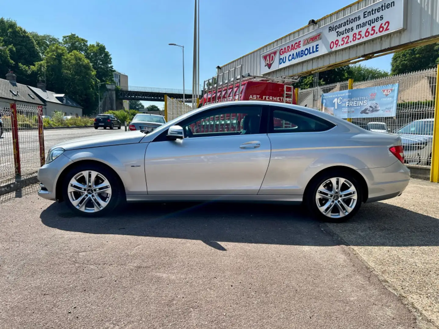 Mercedes-Benz C 180 180 BE EXECUTIVE 7GTRO+ Grau - 2