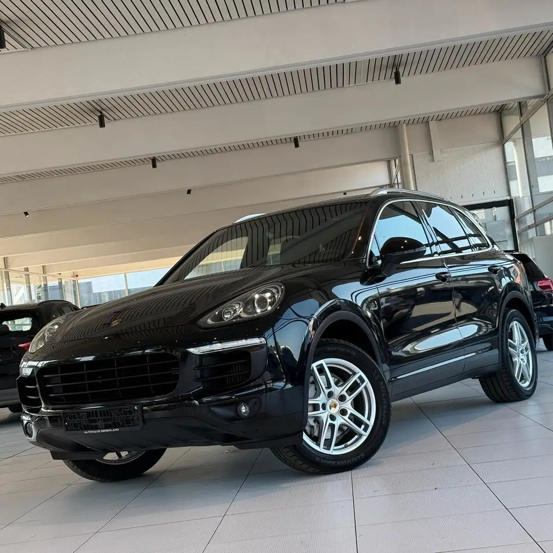 Porsche Cayenne Diesel/PANORAMA/KAMERA/BOSE/SCHECKHEFT Schwarz - 1