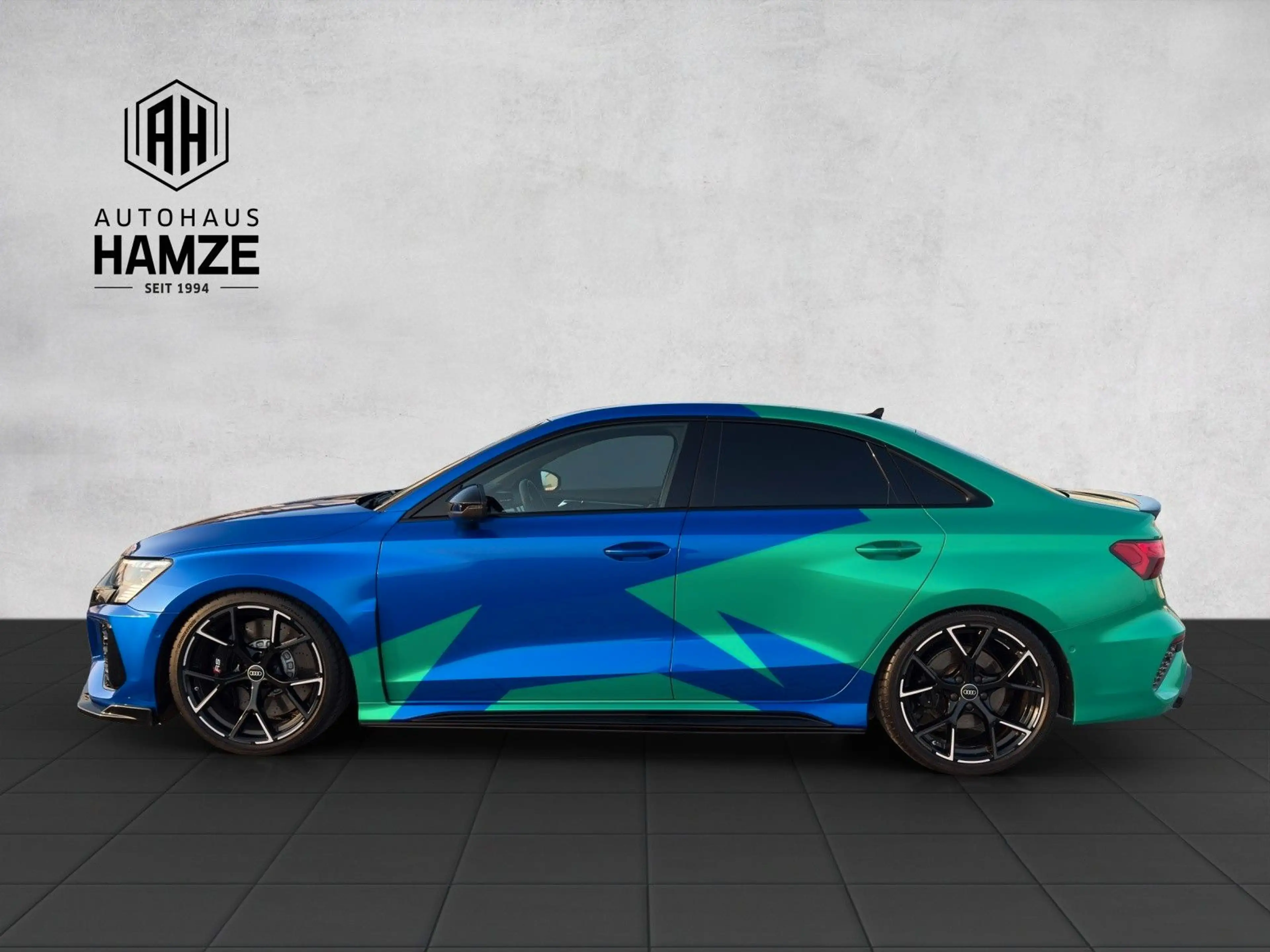 Audi RS3 Lim. 2.5 TFSI quattro|Bang & Olufsen|Matrix — photo 2