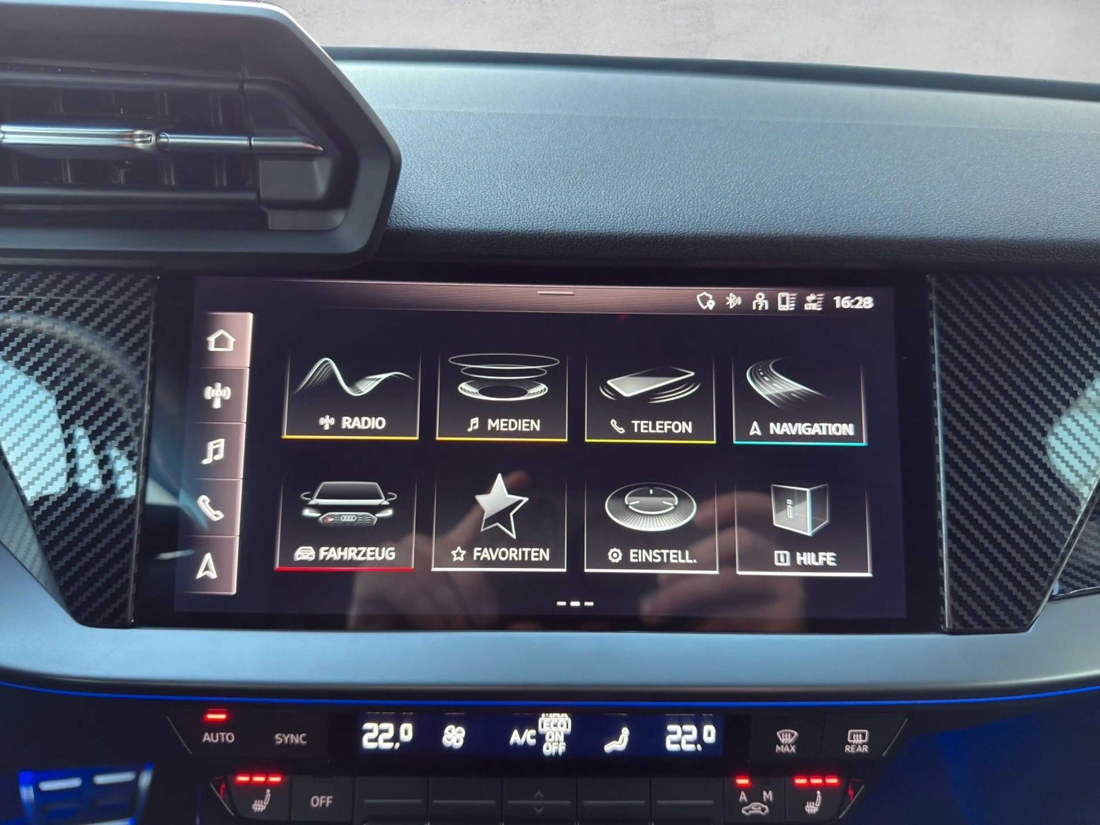 Audi RS3 Lim. 2.5 TFSI quattro|Bang & Olufsen|Matrix — photo 24