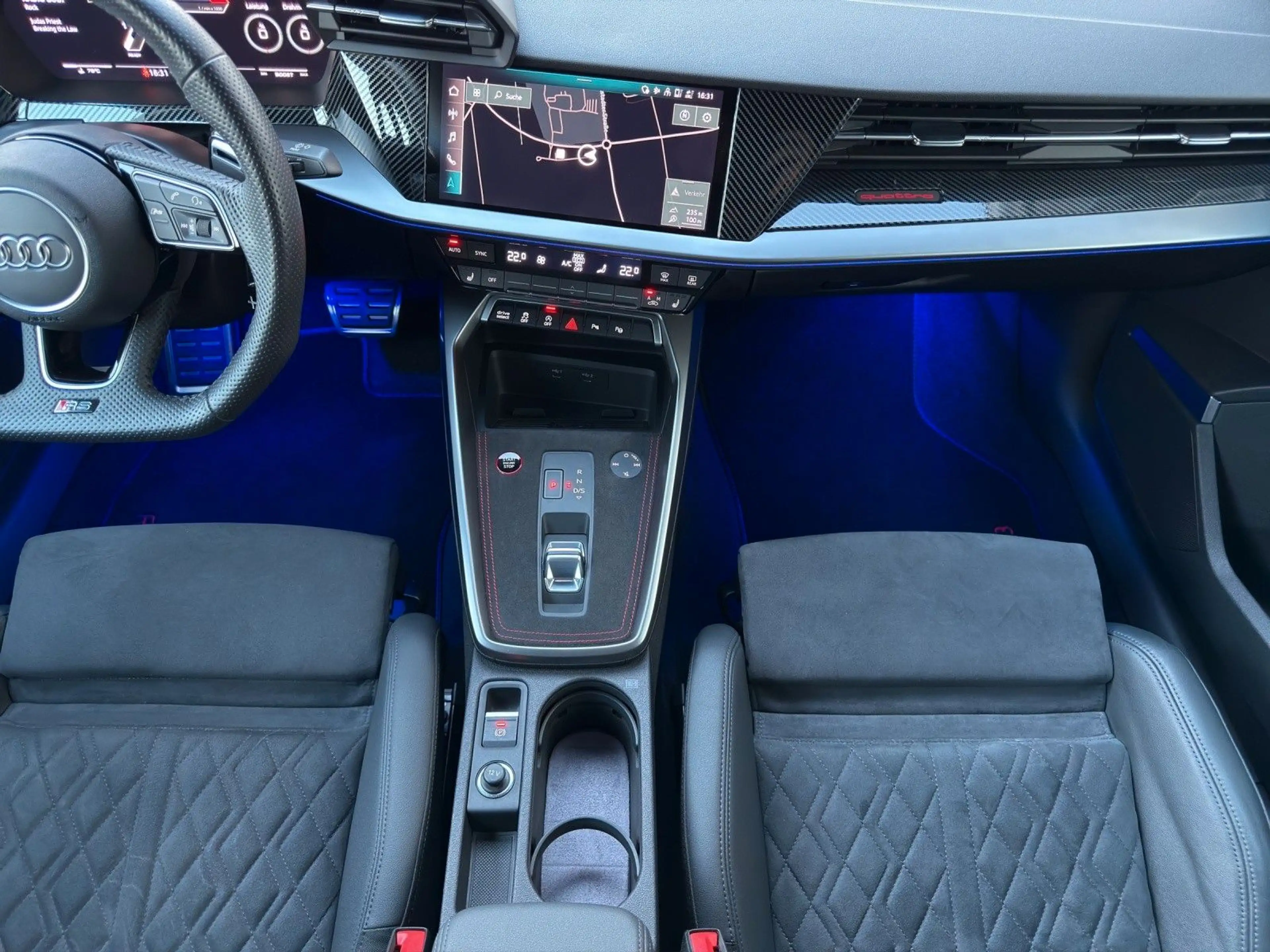 Audi RS3 Lim. 2.5 TFSI quattro|Bang & Olufsen|Matrix — photo 15