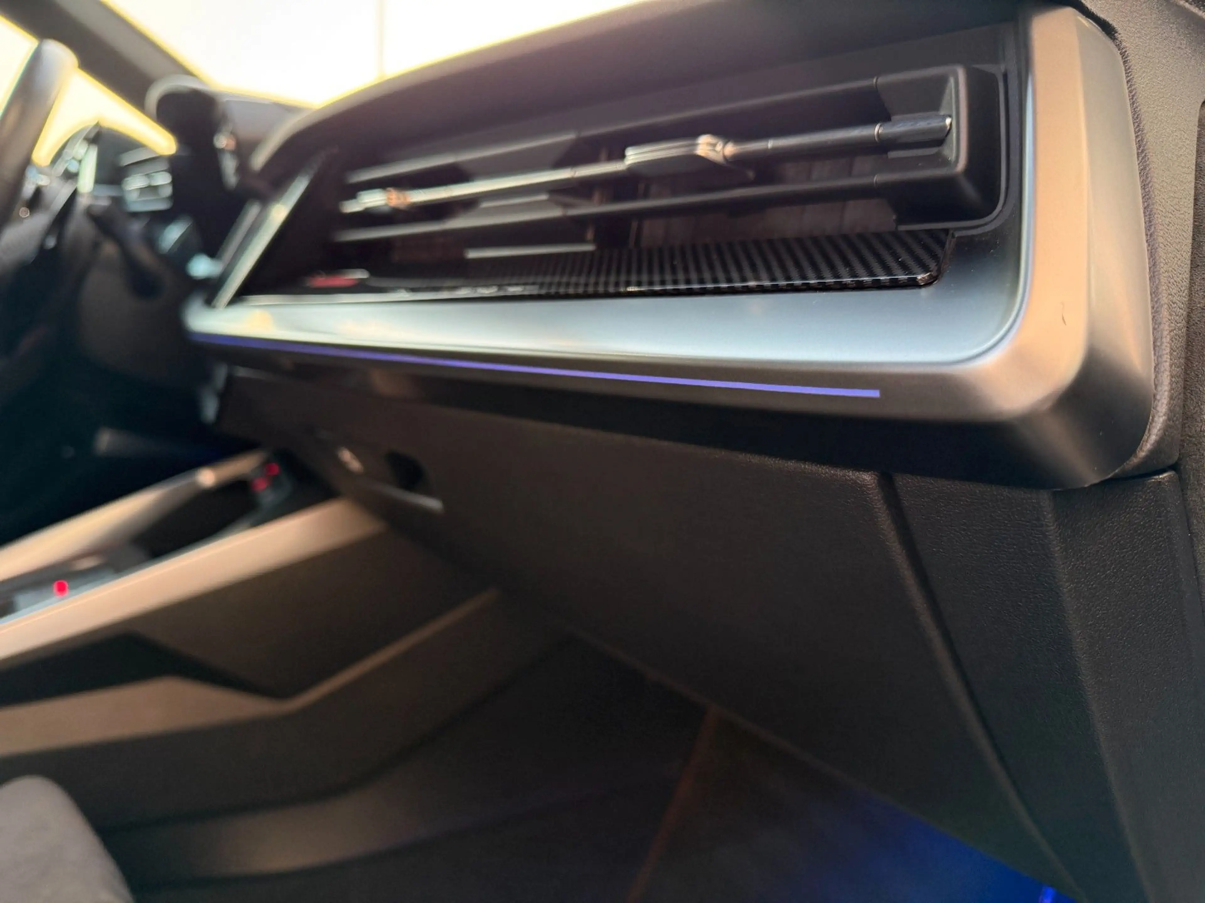 Audi RS3 Lim. 2.5 TFSI quattro|Bang & Olufsen|Matrix — photo 39