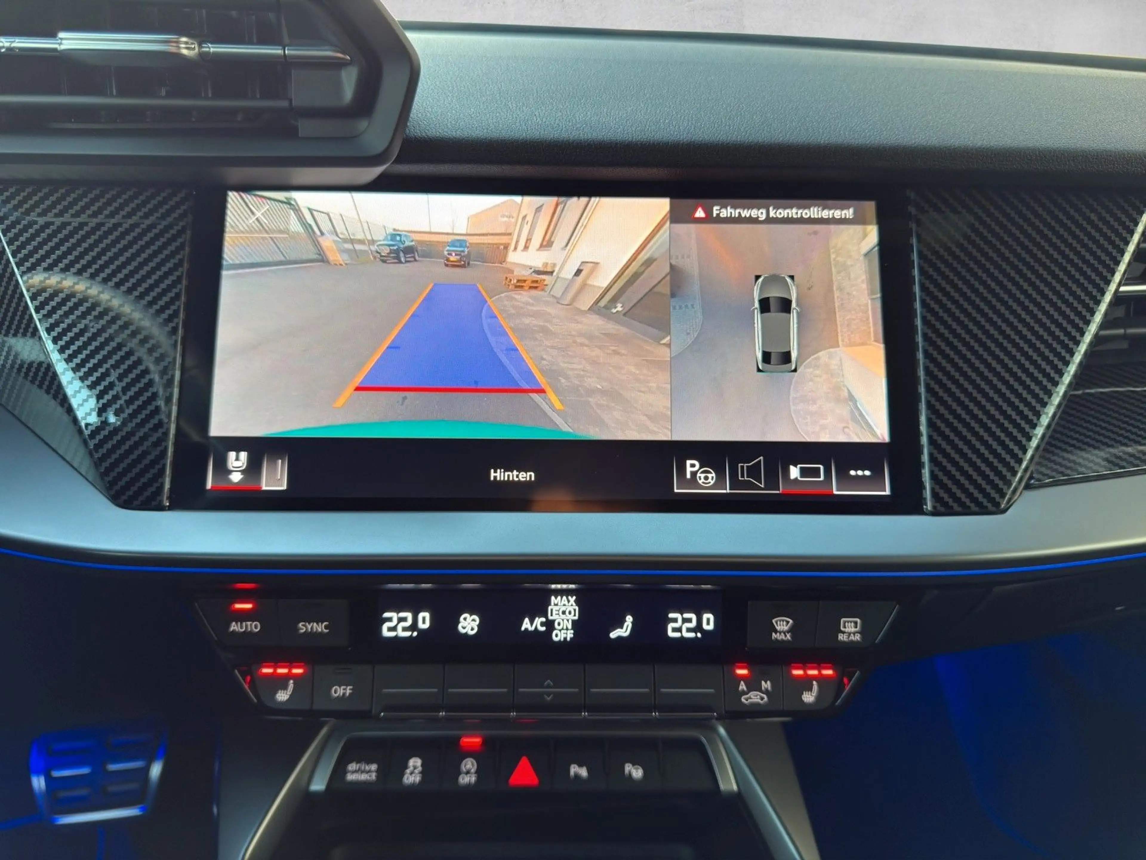 Audi RS3 Lim. 2.5 TFSI quattro|Bang & Olufsen|Matrix — photo 21