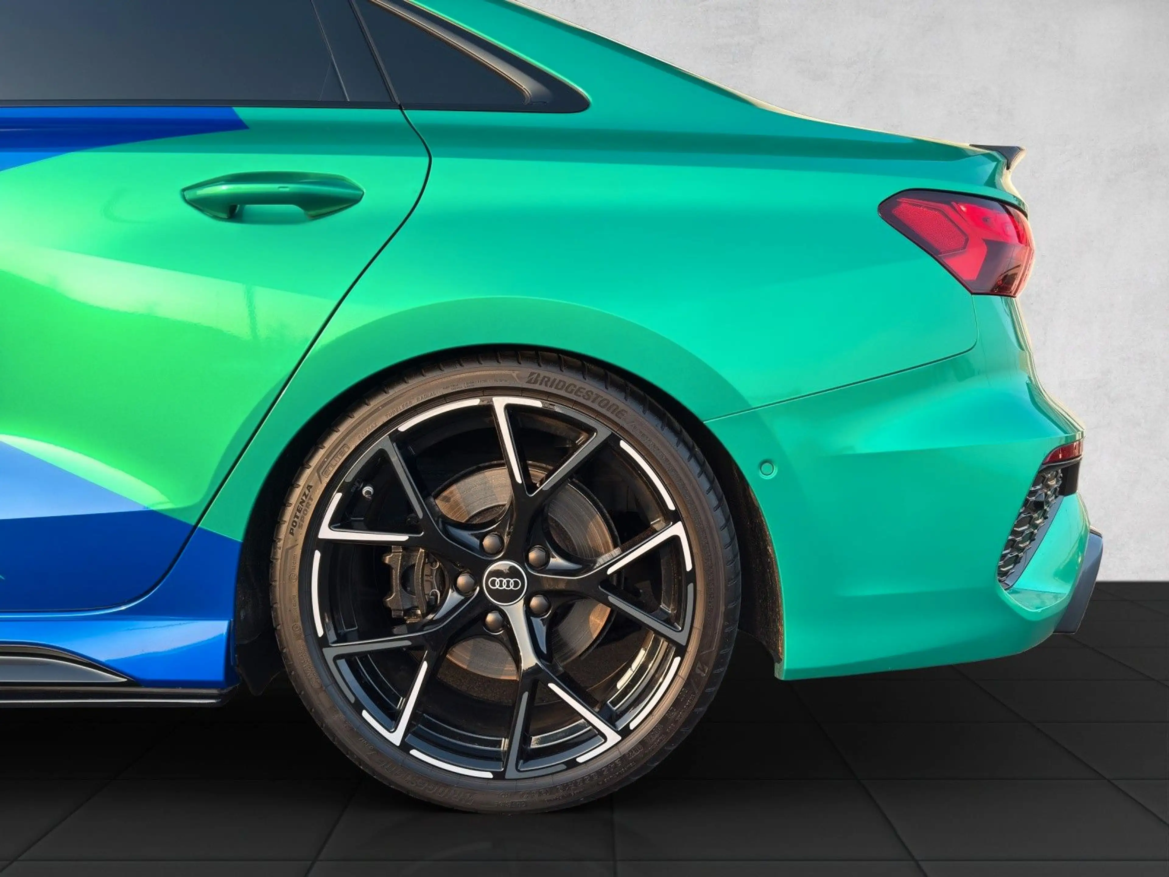 Audi RS3 Lim. 2.5 TFSI quattro|Bang & Olufsen|Matrix — photo 46