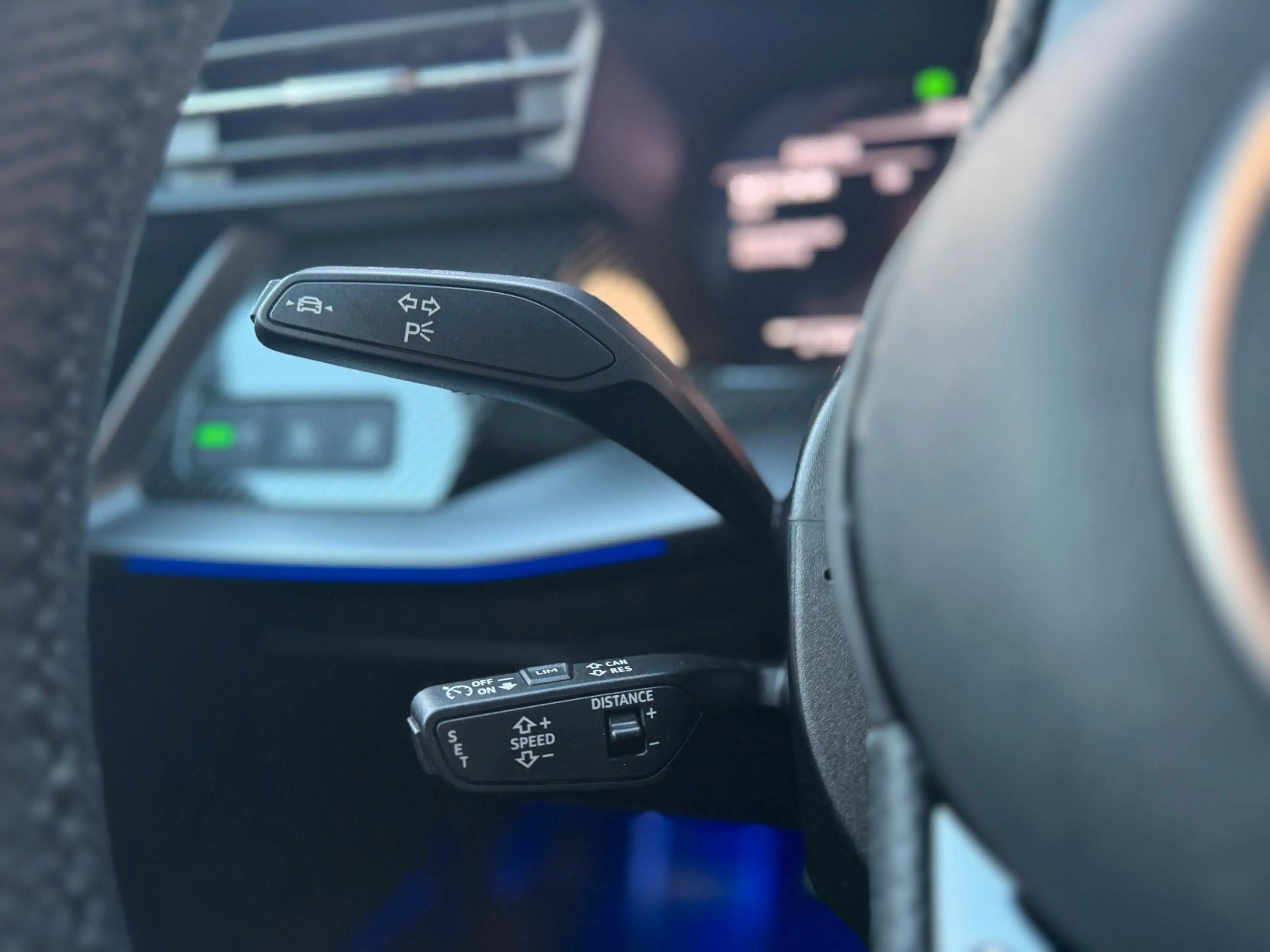 Audi RS3 Lim. 2.5 TFSI quattro|Bang & Olufsen|Matrix — photo 29