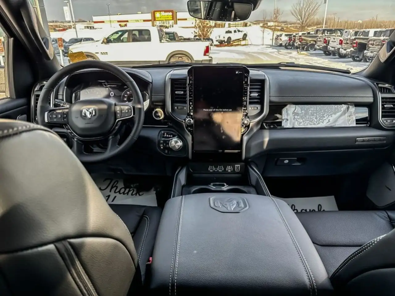 RAM 1500 снимка RAM 1500
