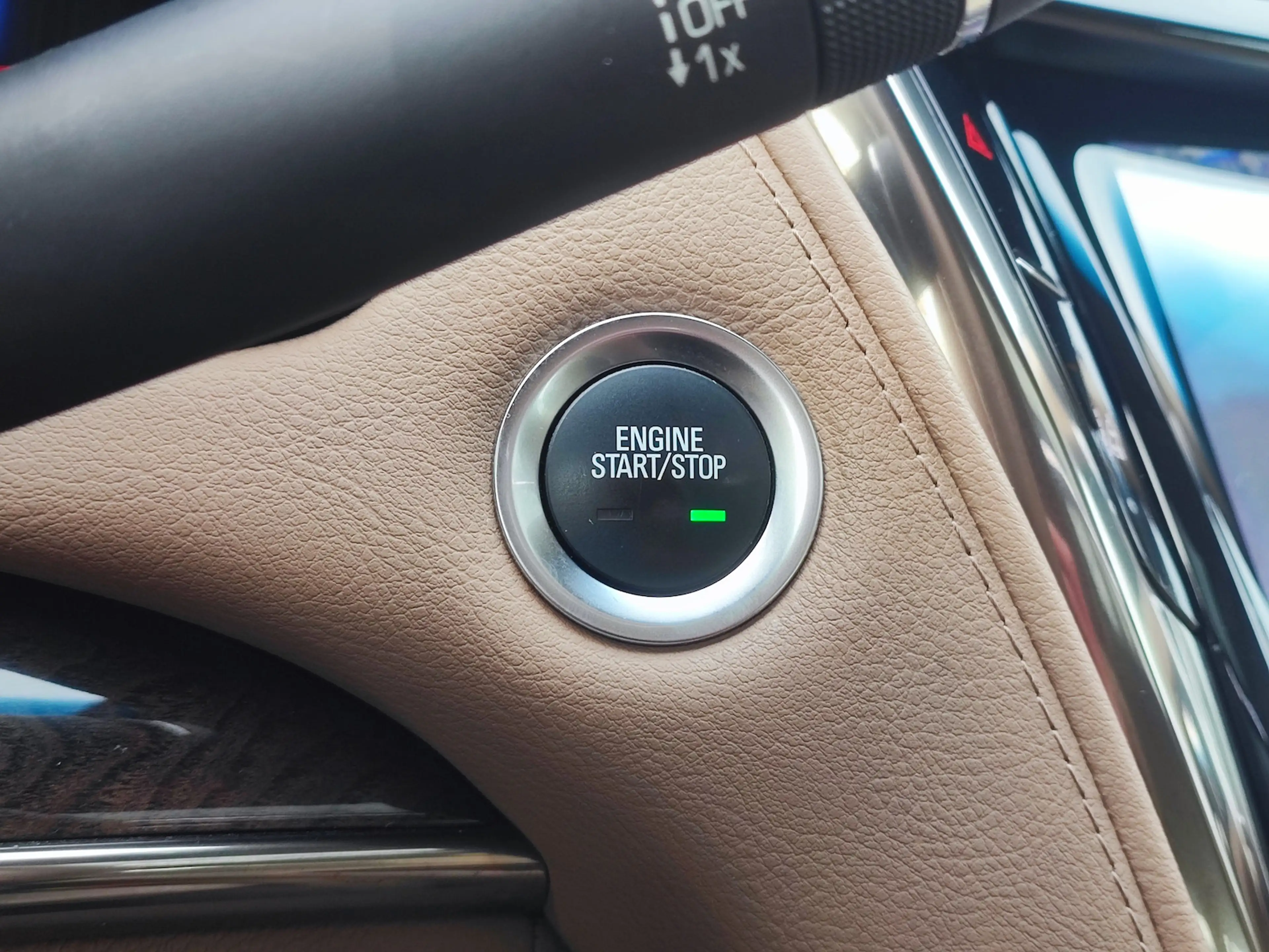 Cadillac CTS Performance Luxury|HUD|PANO|NAVI|360°|HU-NEU — photo 19