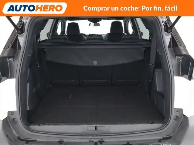 Peugeot 5008 view 18