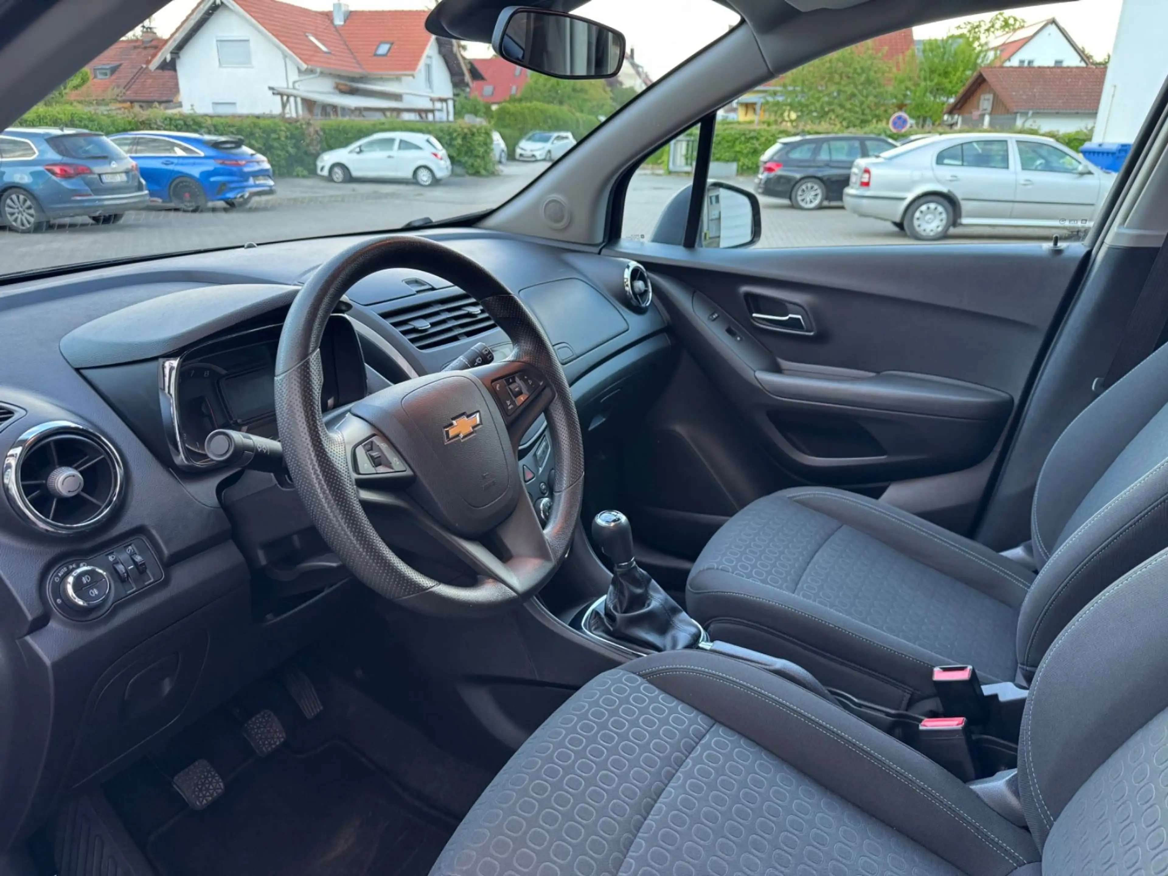 Chevrolet Trax AWD LS+ TEMPOMAT FSA / TÜV UND SERVICE NEU — photo 13