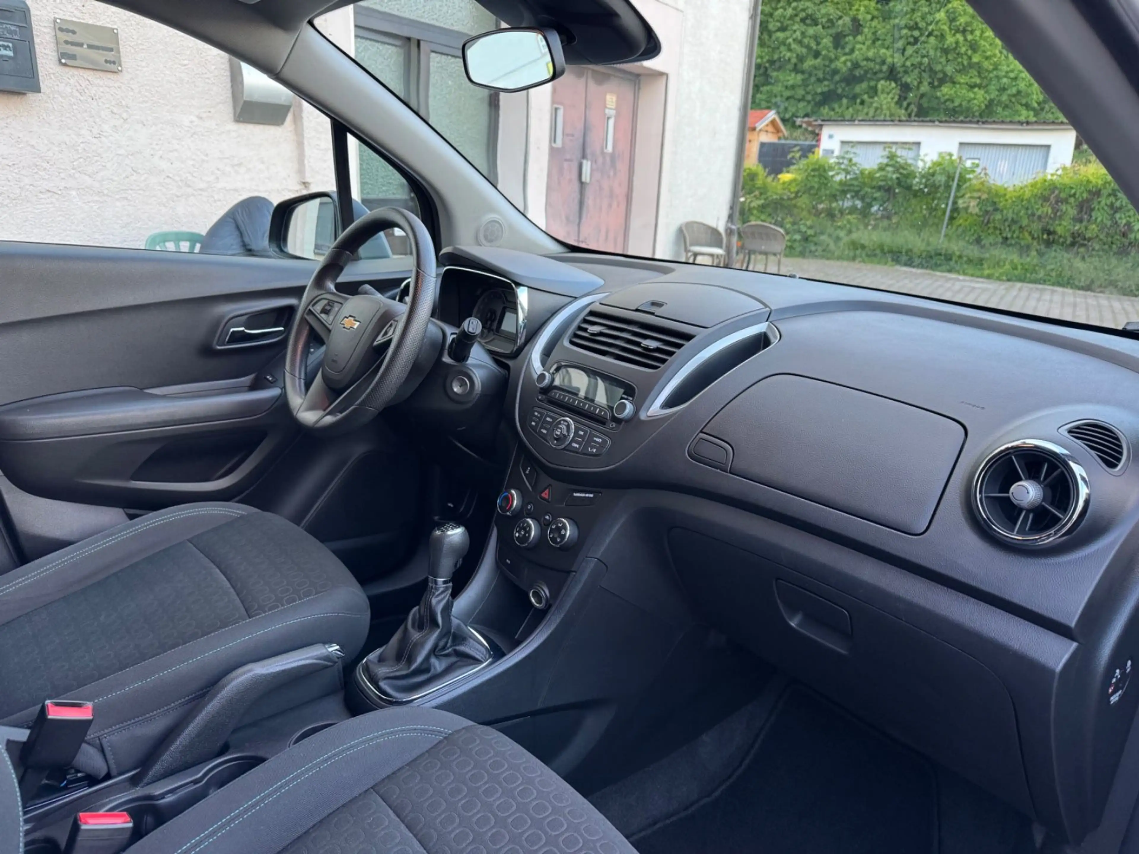 Chevrolet Trax AWD LS+ TEMPOMAT FSA / TÜV UND SERVICE NEU — photo 15