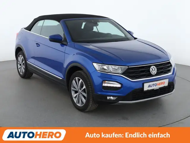 Volkswagen T-Roc view 8