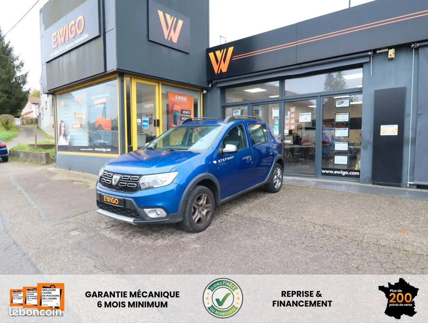 Dacia Sandero stepway 1.0 tce 100 ch %2B carplay Bleu - 1