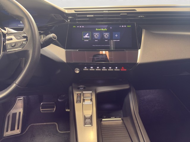 Peugeot 408 PureTech 130 GT El. Panodach Navi Memory Sitze ... — photo 10