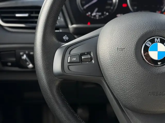 BMW 2 Series view 16
