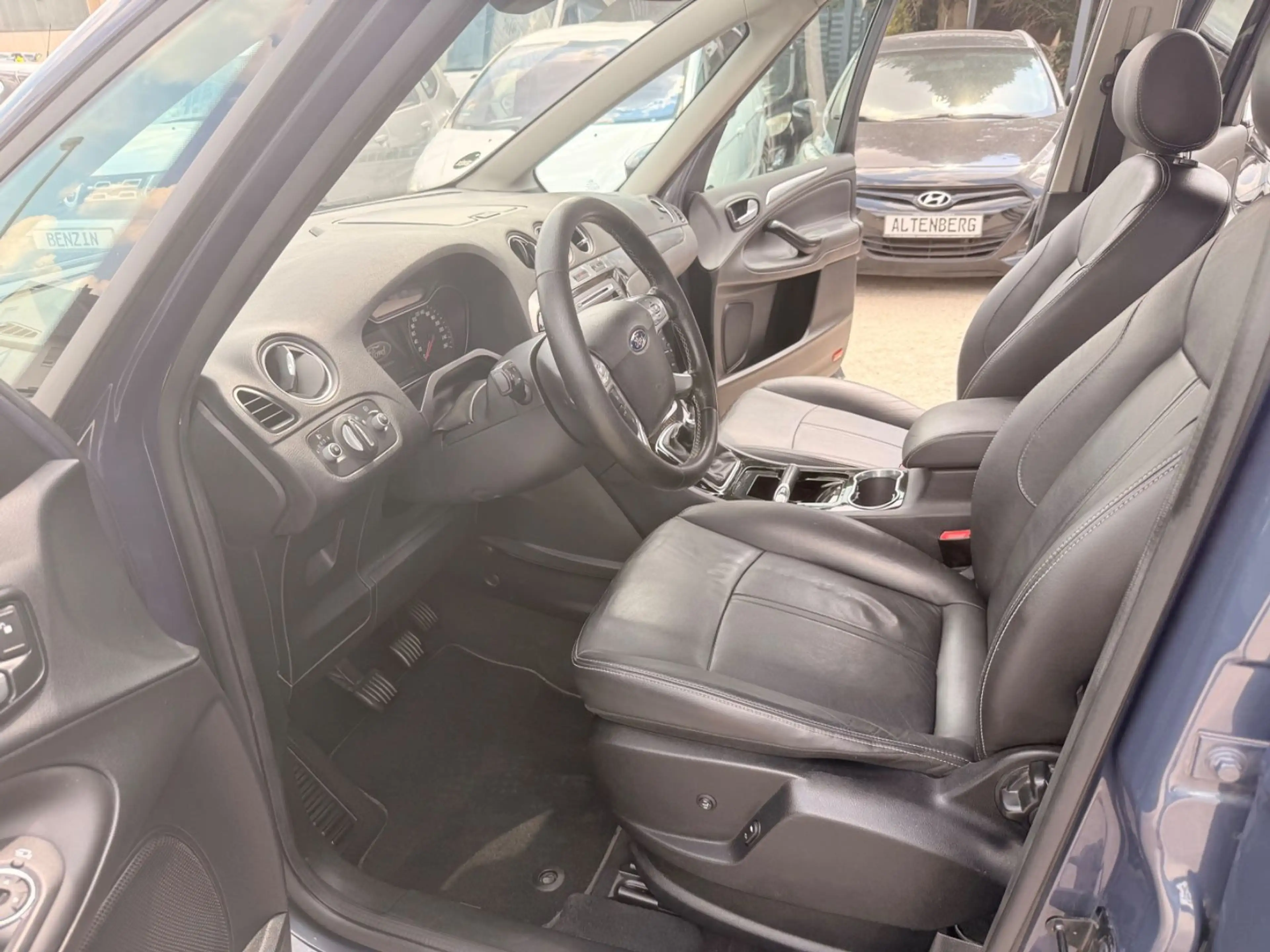 Ford Galaxy Titanium,7 Sitze — photo 32