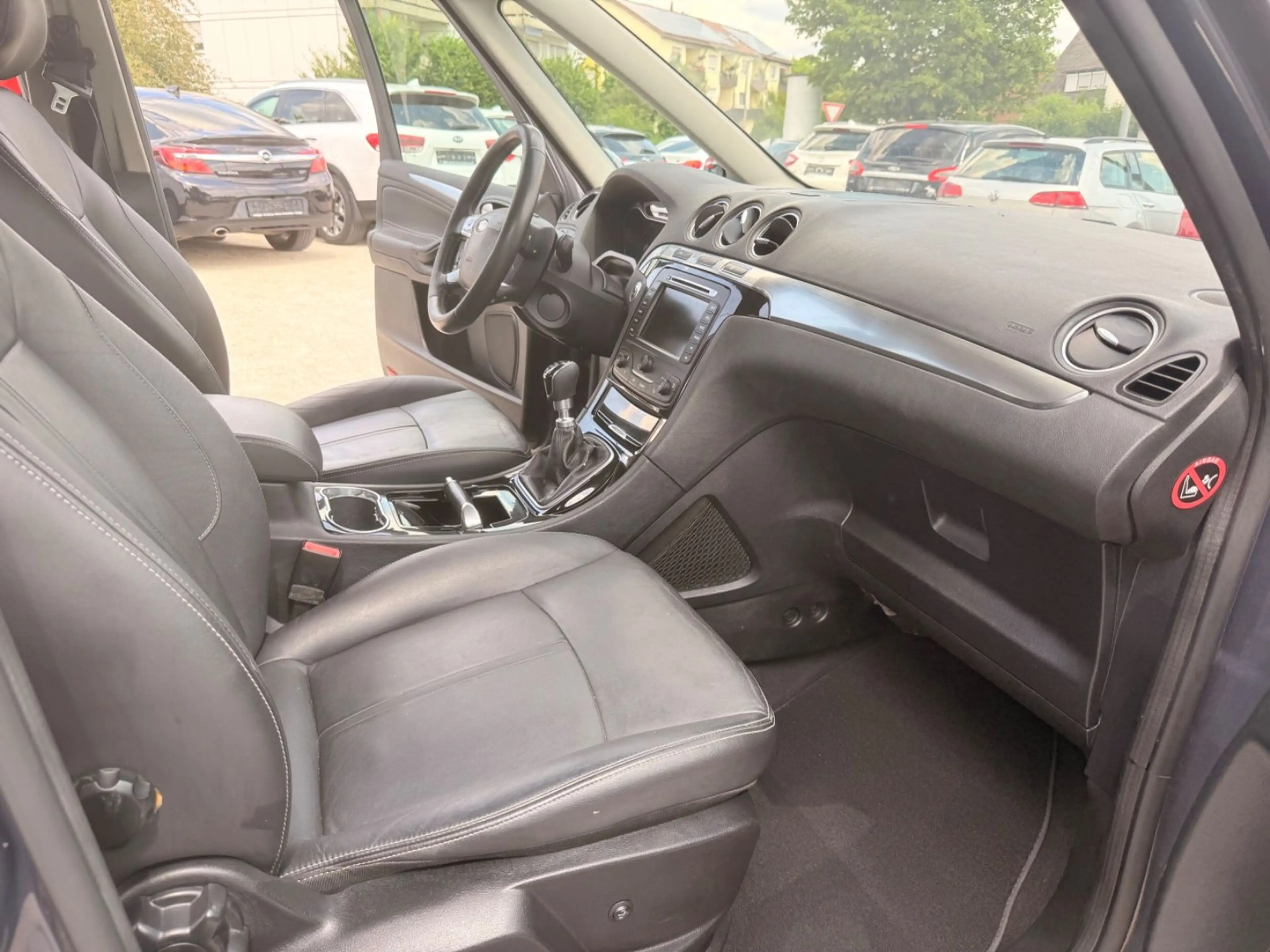 Ford Galaxy Titanium,7 Sitze — photo 36