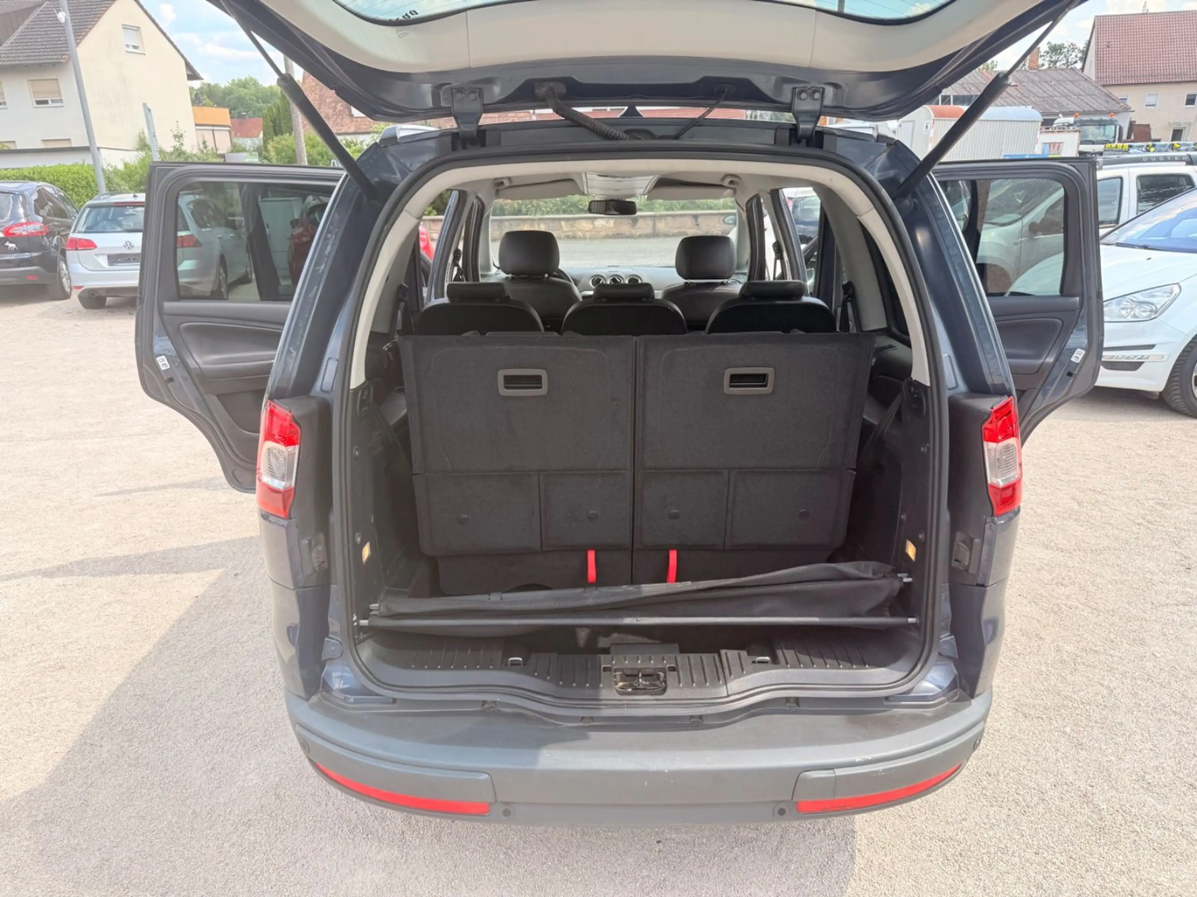 Ford Galaxy Titanium,7 Sitze — photo 30